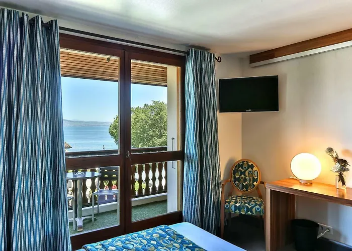 Hotel Le Pre De La Cure